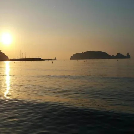 度假居 In Costa Brava Near Sandy *