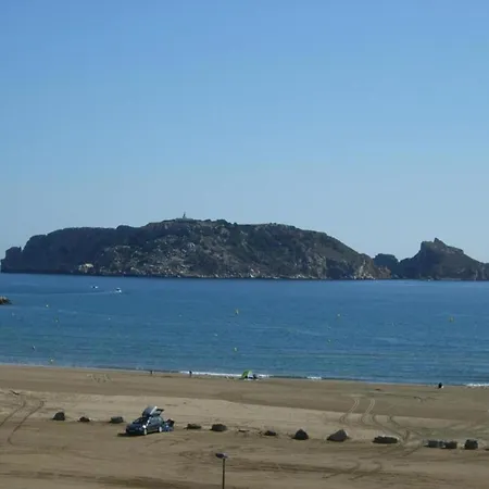 In Costa Brava Near Sandy 度假居 埃斯塔蒂特